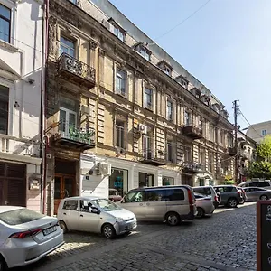 Luxury Duplex Тбилиси